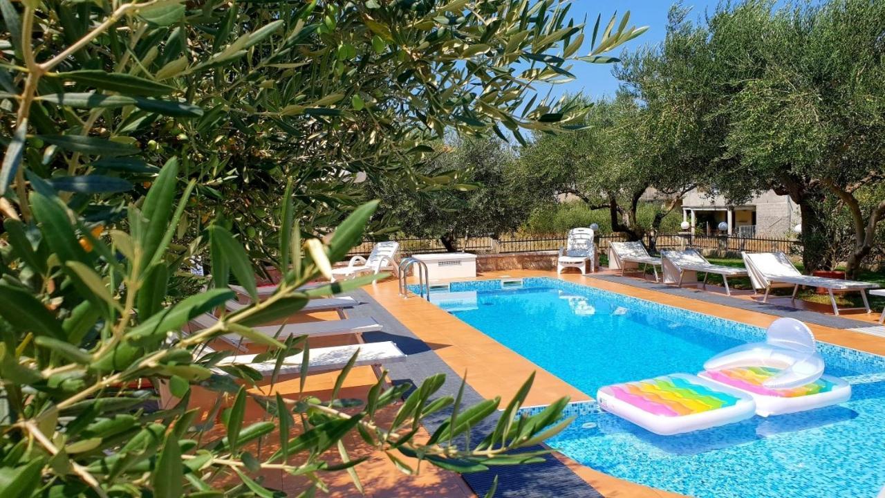 Family Friendly Apartments With A Swimming Pool Nevidjane, Pasman - 18054 Neviđane Екстериор снимка