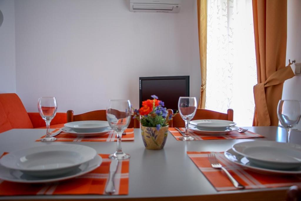 Family Friendly Apartments With A Swimming Pool Nevidjane, Pasman - 18054 Neviđane Екстериор снимка