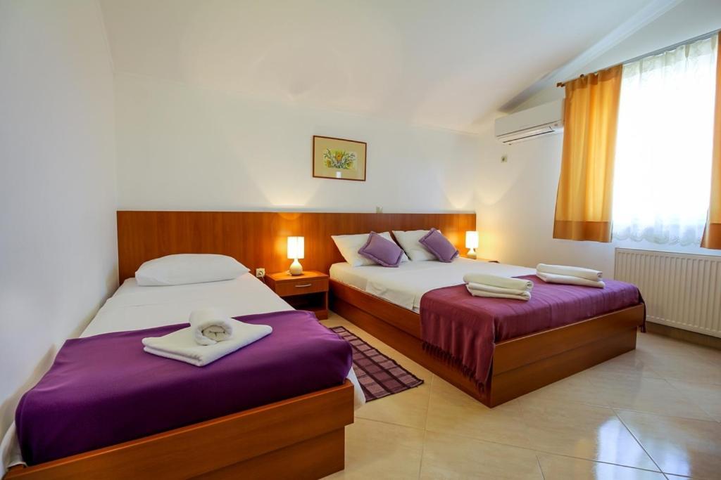 Family Friendly Apartments With A Swimming Pool Nevidjane, Pasman - 18054 Neviđane Екстериор снимка