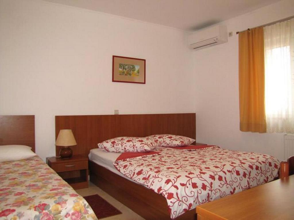 Family Friendly Apartments With A Swimming Pool Nevidjane, Pasman - 18054 Neviđane Екстериор снимка