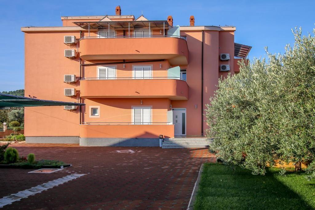 Family Friendly Apartments With A Swimming Pool Nevidjane, Pasman - 18054 Neviđane Екстериор снимка